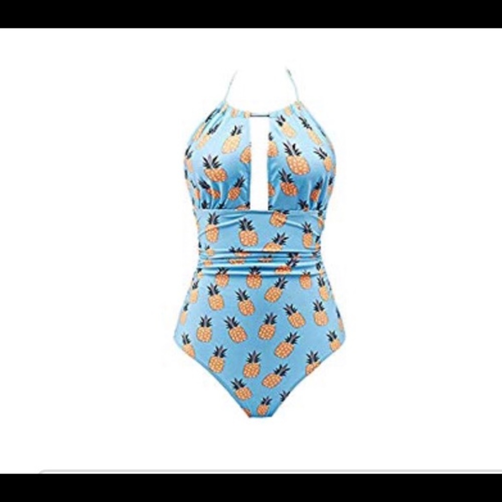 🎁 NWT: One piece women’s swimsuit 👙